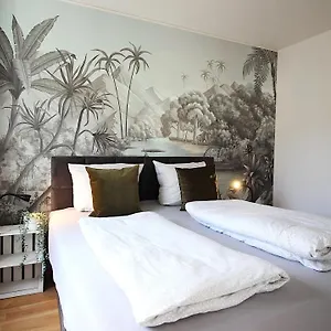 Apartment Ruhe Im Zentrum Privatparkplatz&panorama-erker, Würzburg
