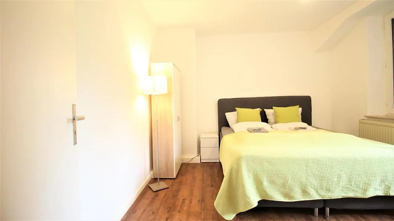 Zentral Wohnen - Inkl. Privatem Stellplatz Apartment Wurzburg